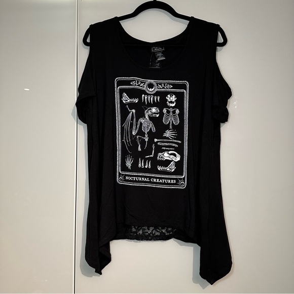 MIDNIGHT HOUR Nocturnal Creature Cold Shoulder Top in Black - Picture 7 of 14